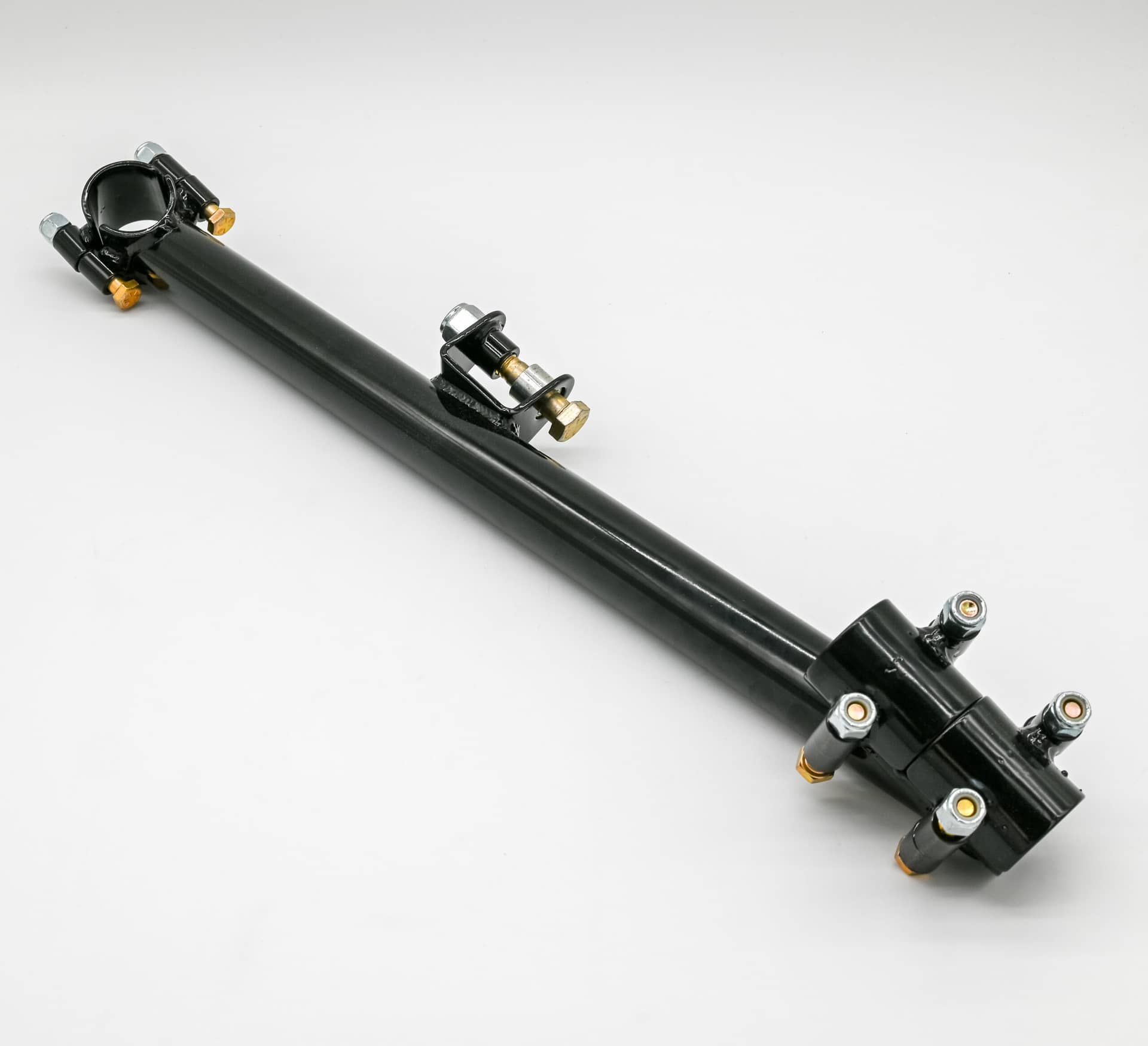 b8023ff8-157a-4189-9db3-32bbef93e026 CHASSIS SHOCK MOUNT FOR WIDE LRF SUSPENSION - Image 1