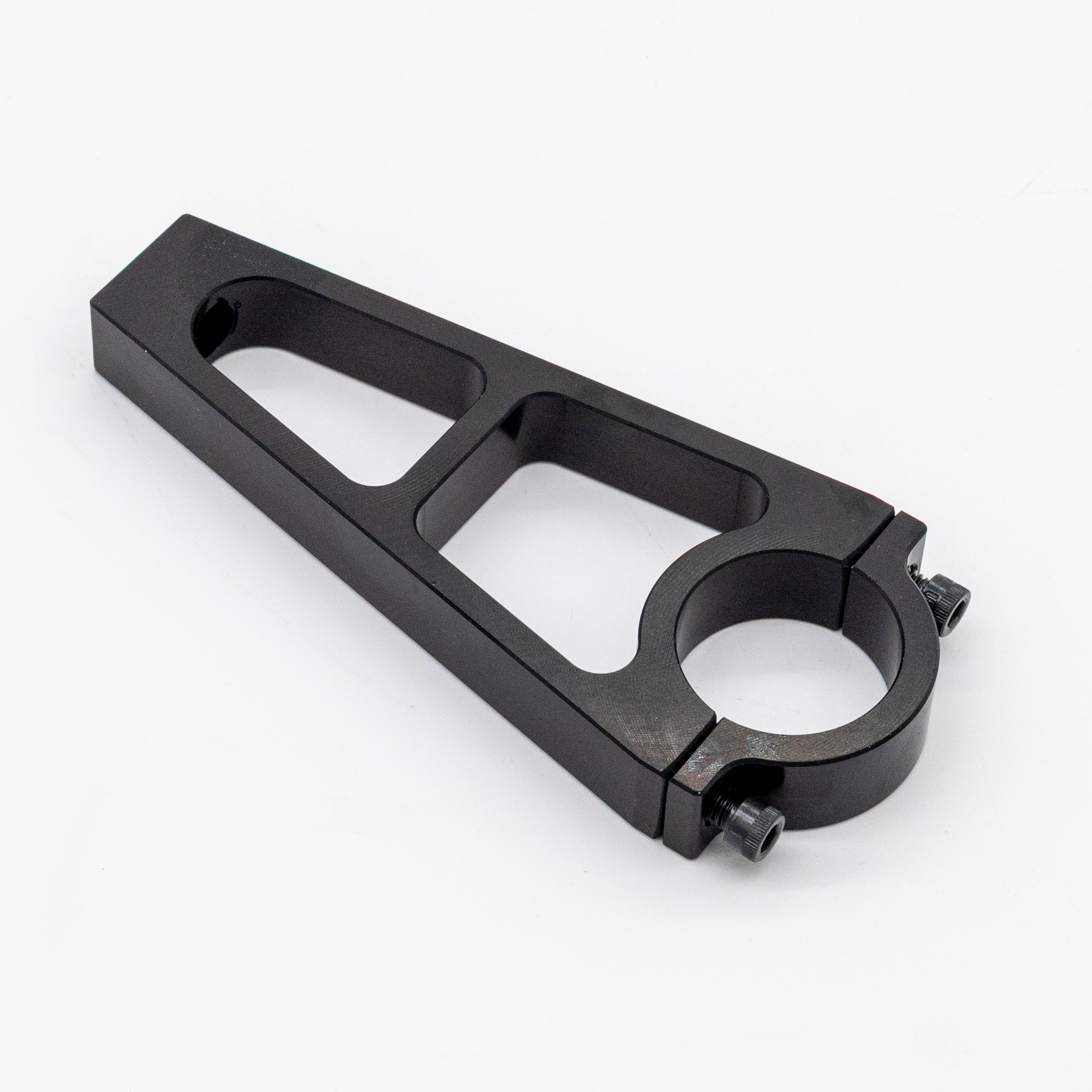 d05b0c74-298c-4428-98be-e096de265e5c FRONT MOUNT HOOD PIN BRACKET - Image 1