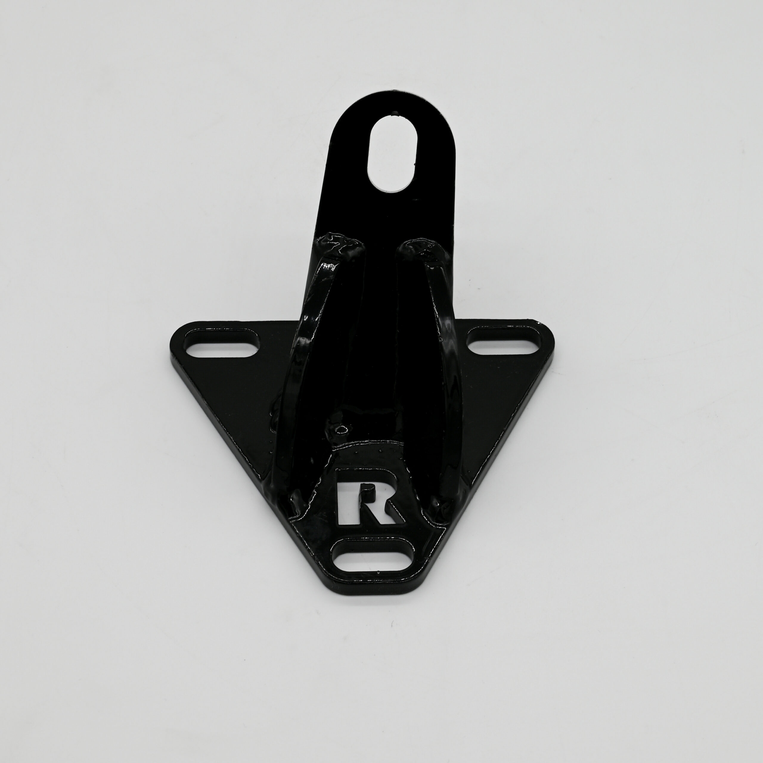 d2c6c8f9-a812-41da-b7fa-0c12a30f33eb TWISTED MOTORMOUNT - CHEVY, RIGHT SIDE, POWDERCOATED - Image 1