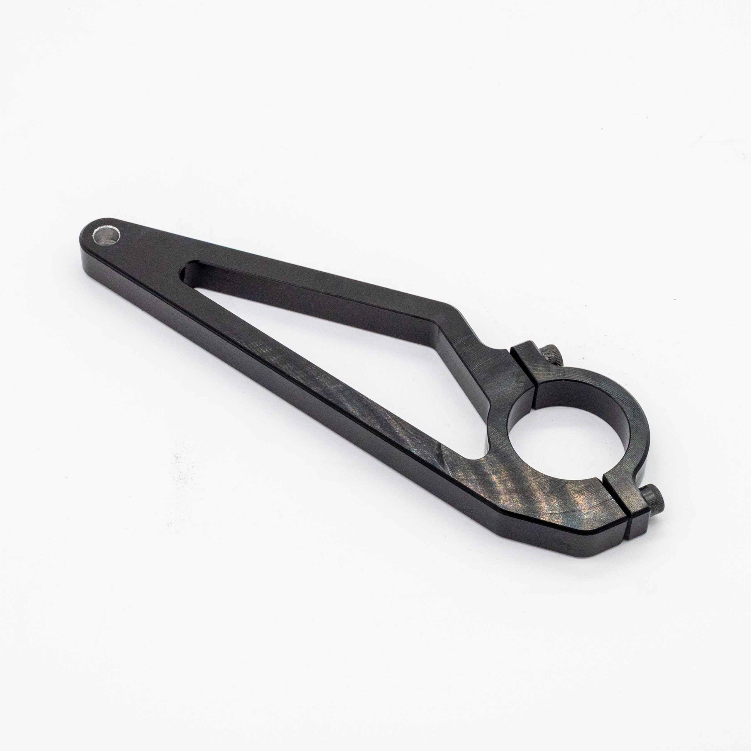 d5d05261-efff-452c-a137-94648d880204 STEERING COLUMN BRACKET - Image 1