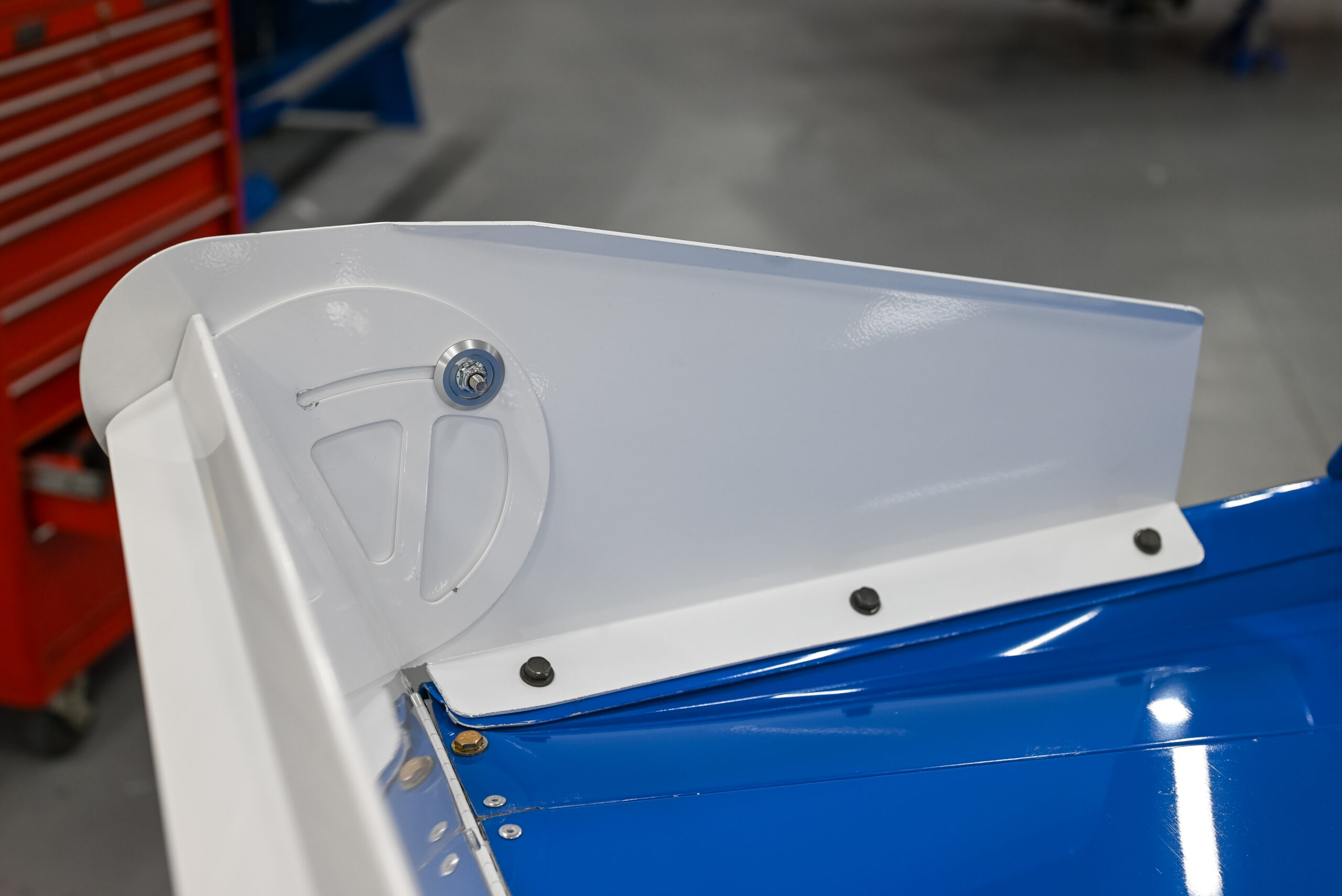 d6478a31-04e8-442c-be97-34dc25afa443 LONGHORN LEFT SIDE SPOILER WING - Image 1