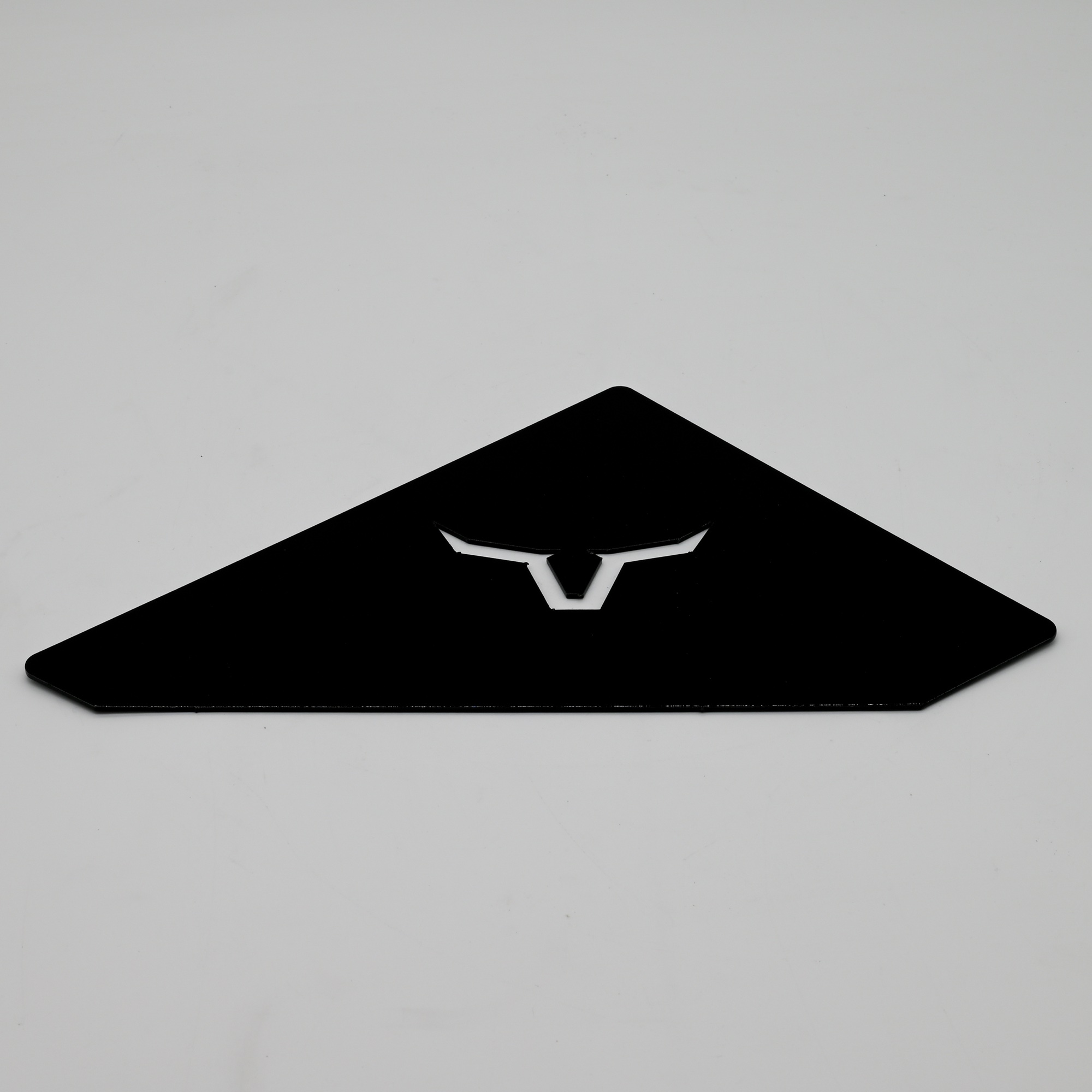 d5e6aaf8-d495-4365-a9d4-dac19e65c217 LF FIREWALL TRIANGLE BREAKAWAY - Image 1